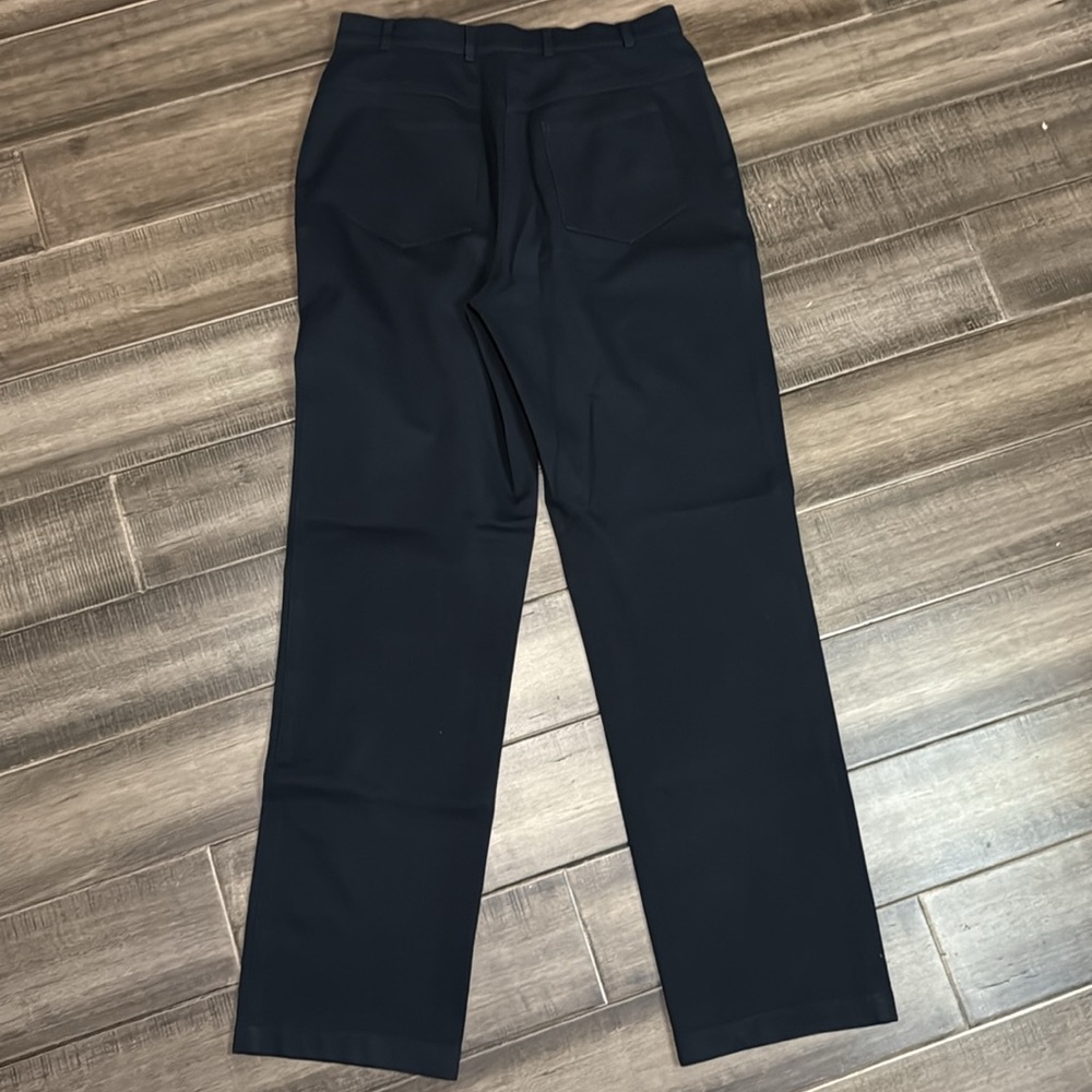 Excellent condition St John Sport Slacks - Picture 2 of 10